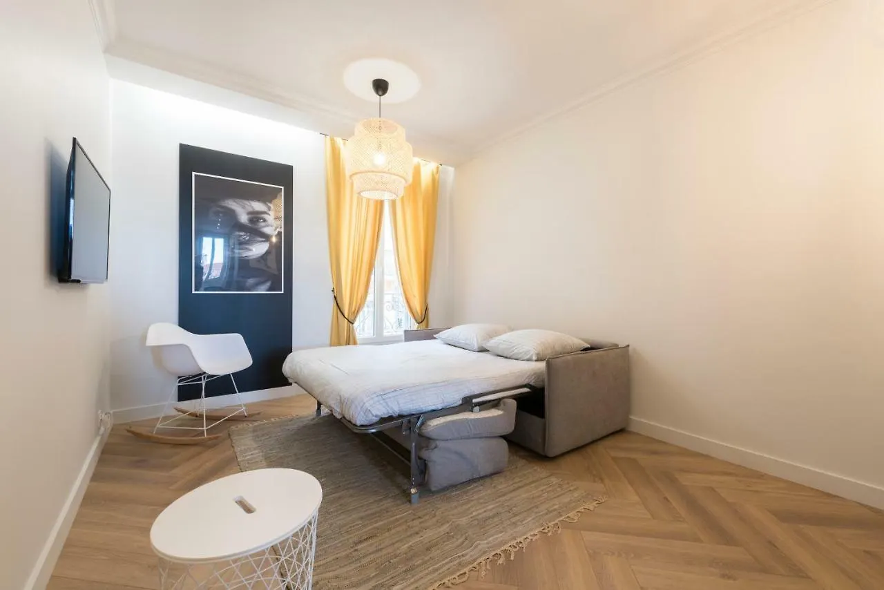 Apartment F2 Chambre En Duplex Saint-Raphael
